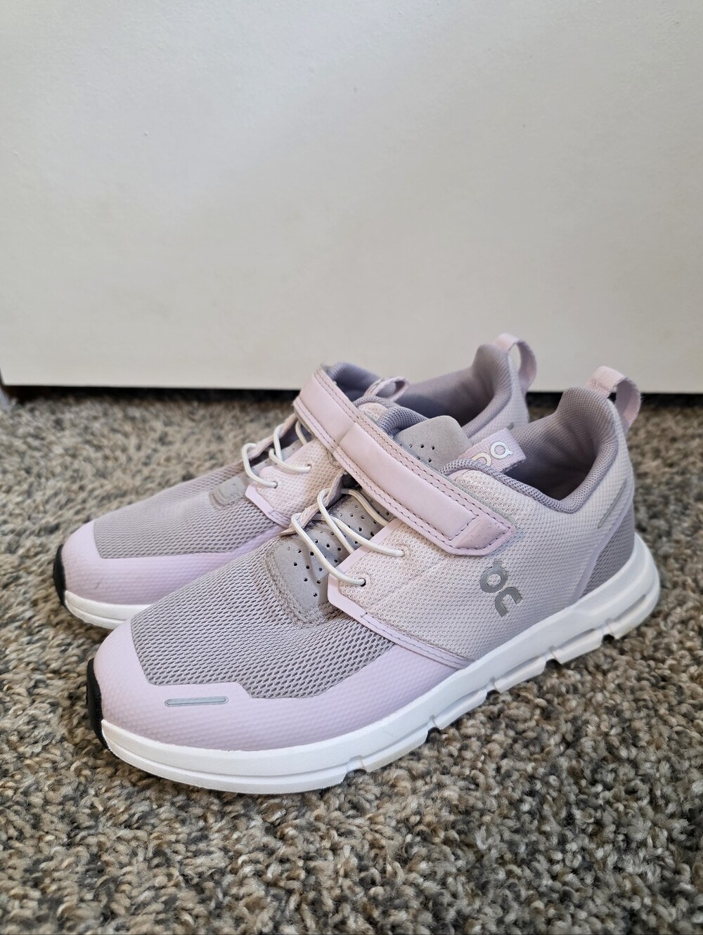 On Kids' Cloud Play Light Purple Athletic Sneakers, Size 2.5